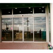 Automatizaciones Tecons, S.L. puerta de cristal grande 